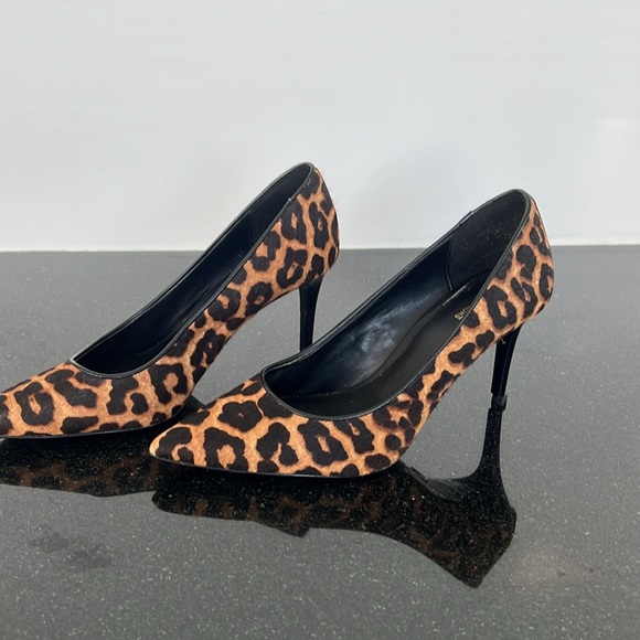 Michael Kors leopard heels - Picture 2 of 5